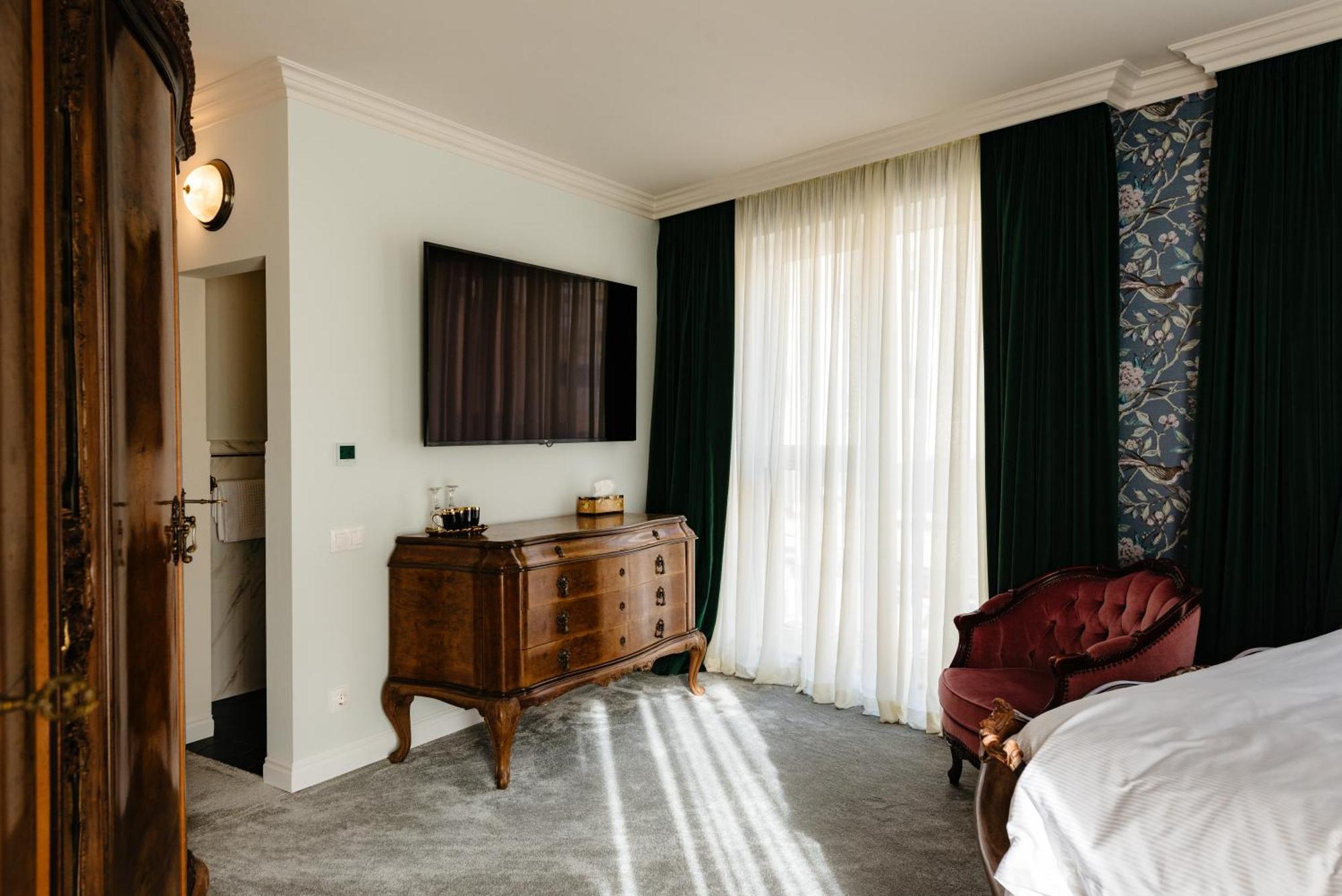 Ateneea Luxury Rooms Cluj-Napoca Eksteriør bilde